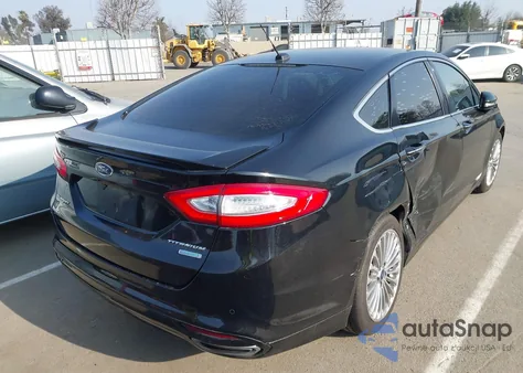 2016 Ford Fusion Titanium из США, поврежденный, VIN 3FA6P0K92GR151424